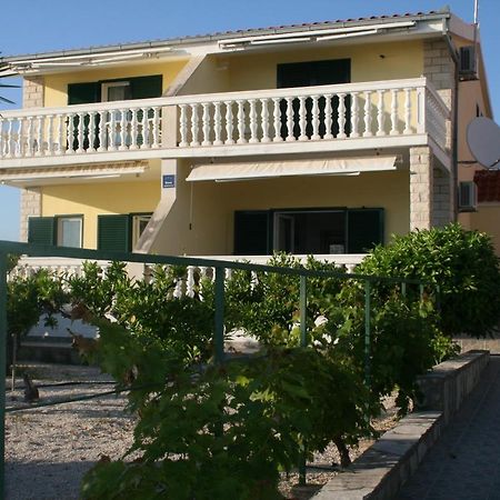 Apartman Laura Primosten Ngoại thất bức ảnh