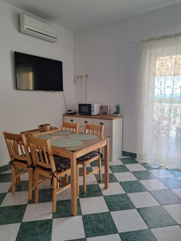 Apartman Laura Apartment Primosten Ngoại thất bức ảnh